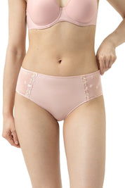 Pants mit Stickereien