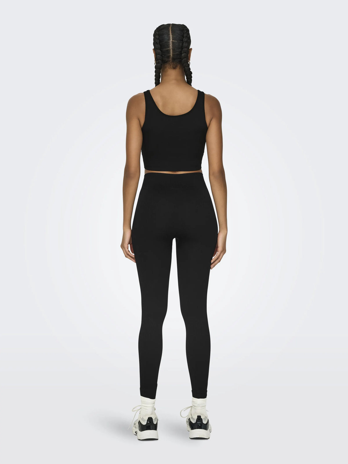 Top ONPJAIA cropped
