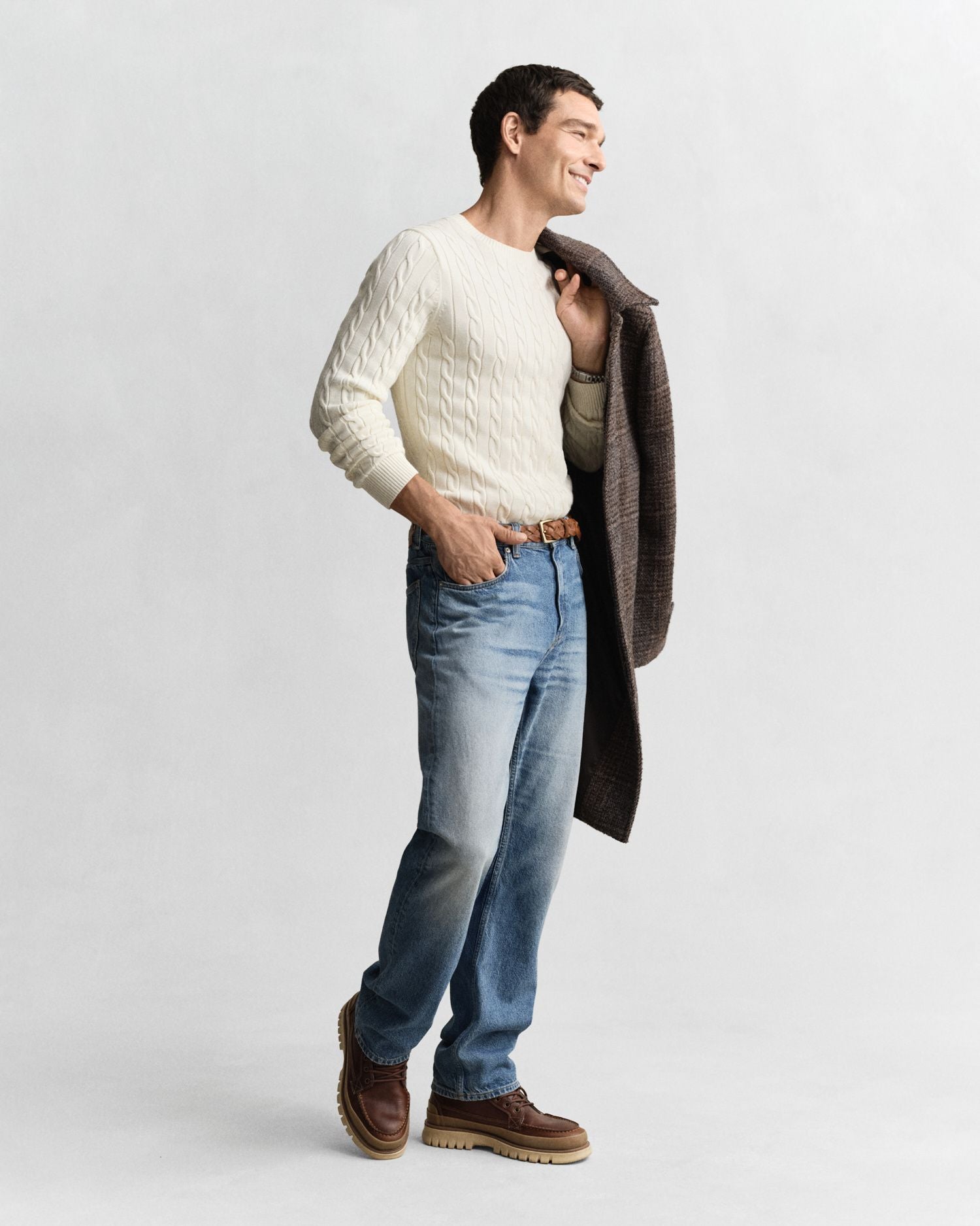 Strickpullover mit Zopfmuster