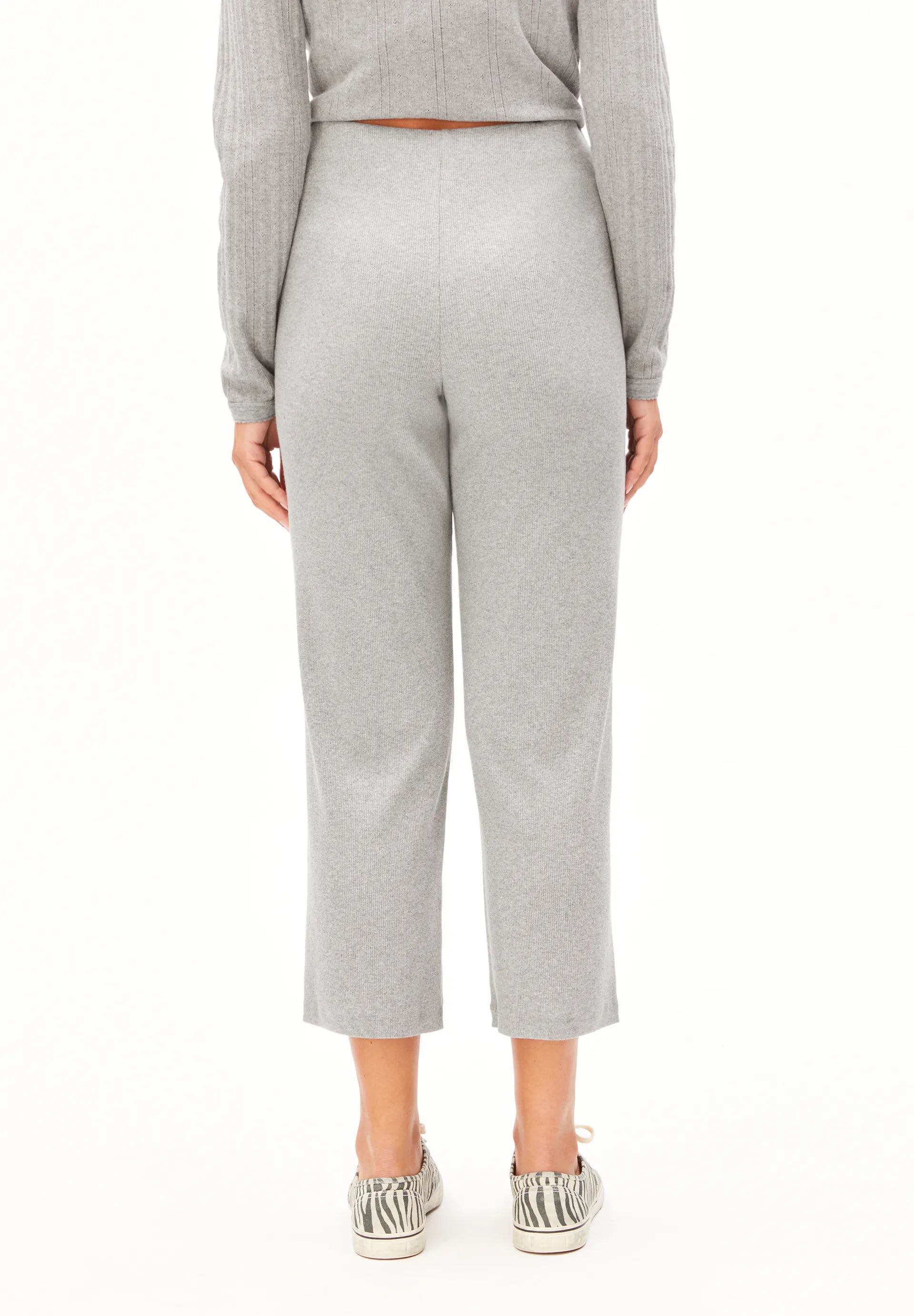 Joggpants NIANAA aus Rippstrick