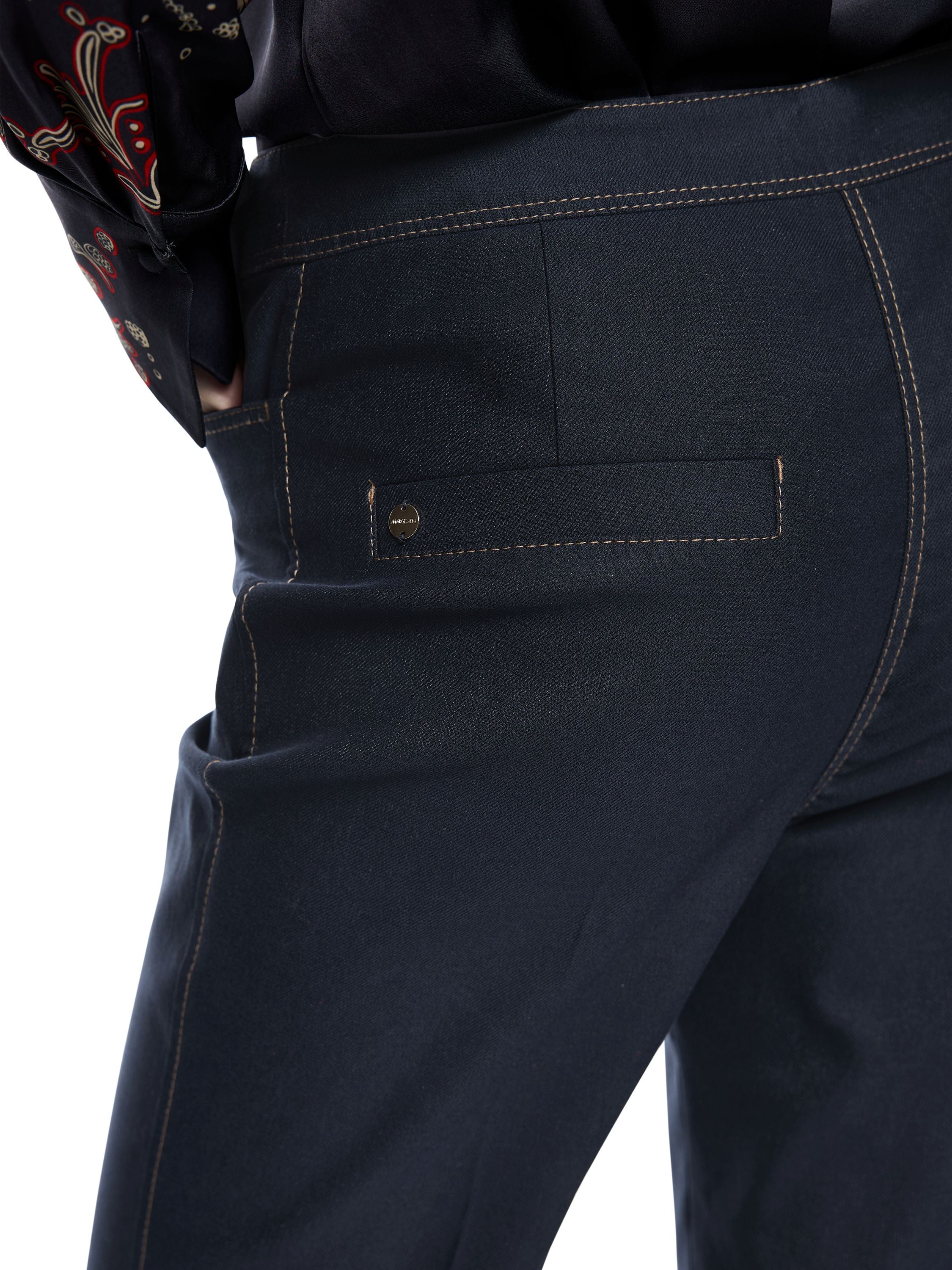 Jeans FAID mit Kontrastnähten
