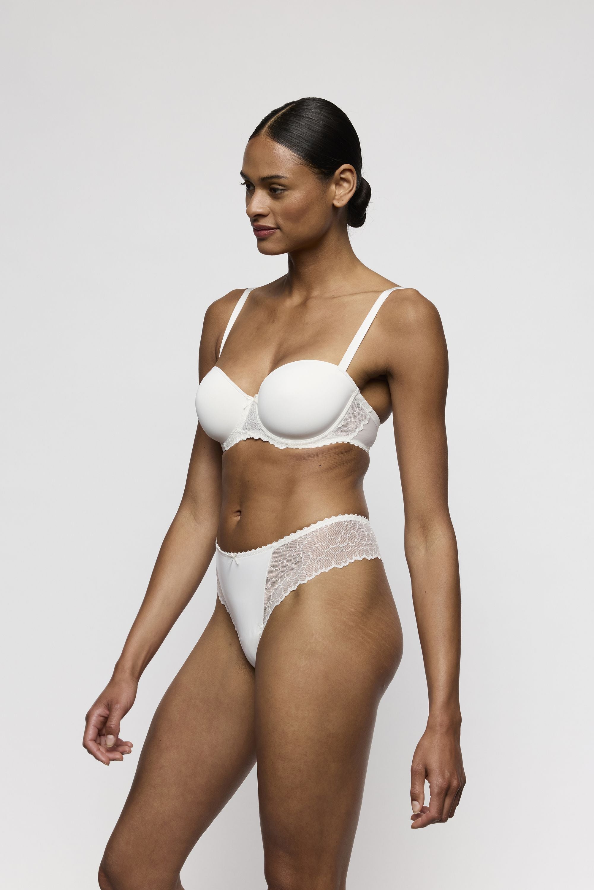 String AZIELIE