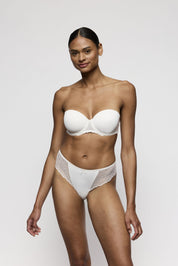 String AZIELIE