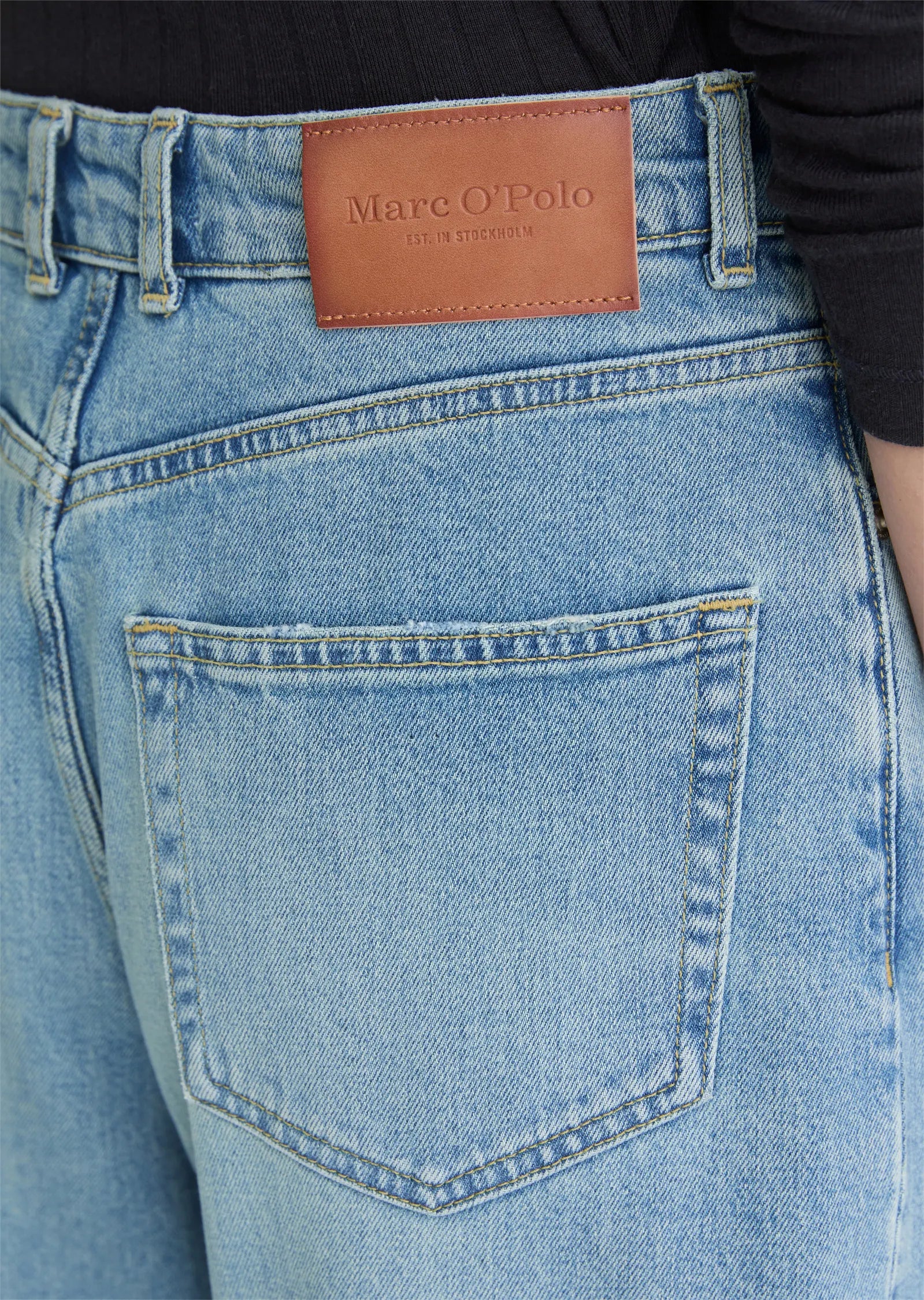 Jeans LARA Barrel Fit
