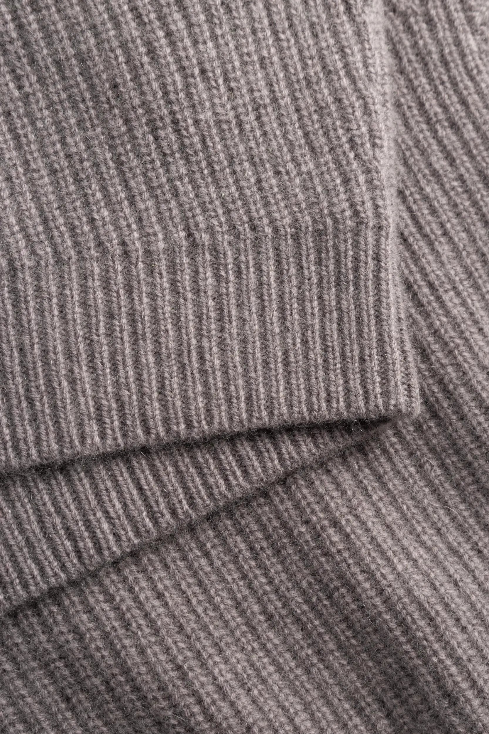 Strickpullover aus Schurwollmix