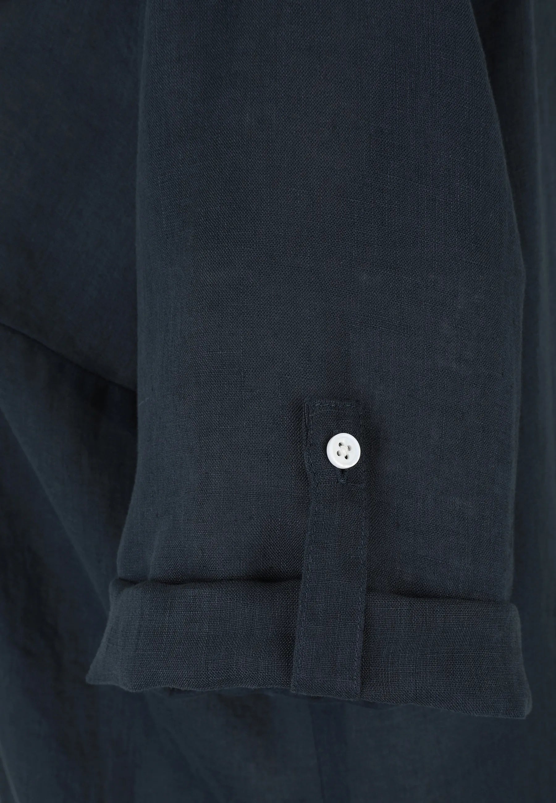 Leinenbluse mit V-Ausschnitt