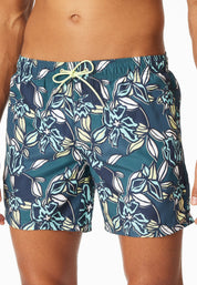 Badeshorts gestreift