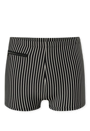 Badehose mit Bein