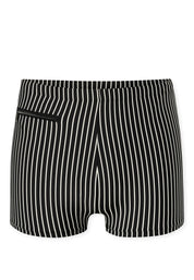Badehose mit Bein