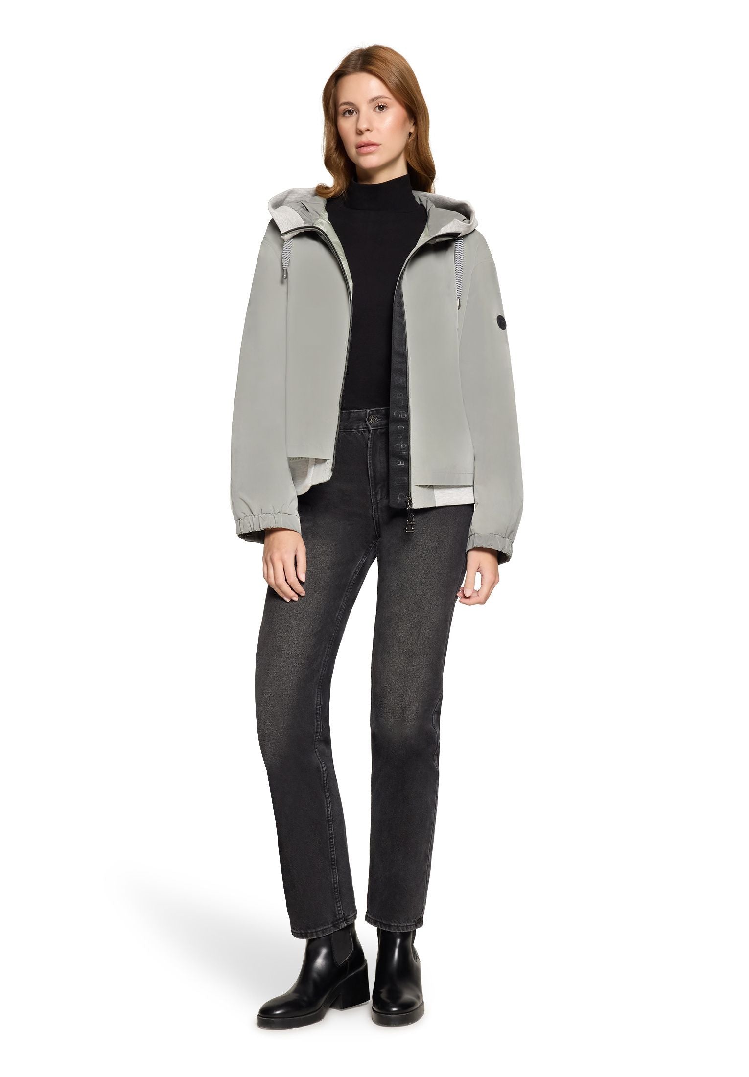 Übergangsjacke mit Kapuze