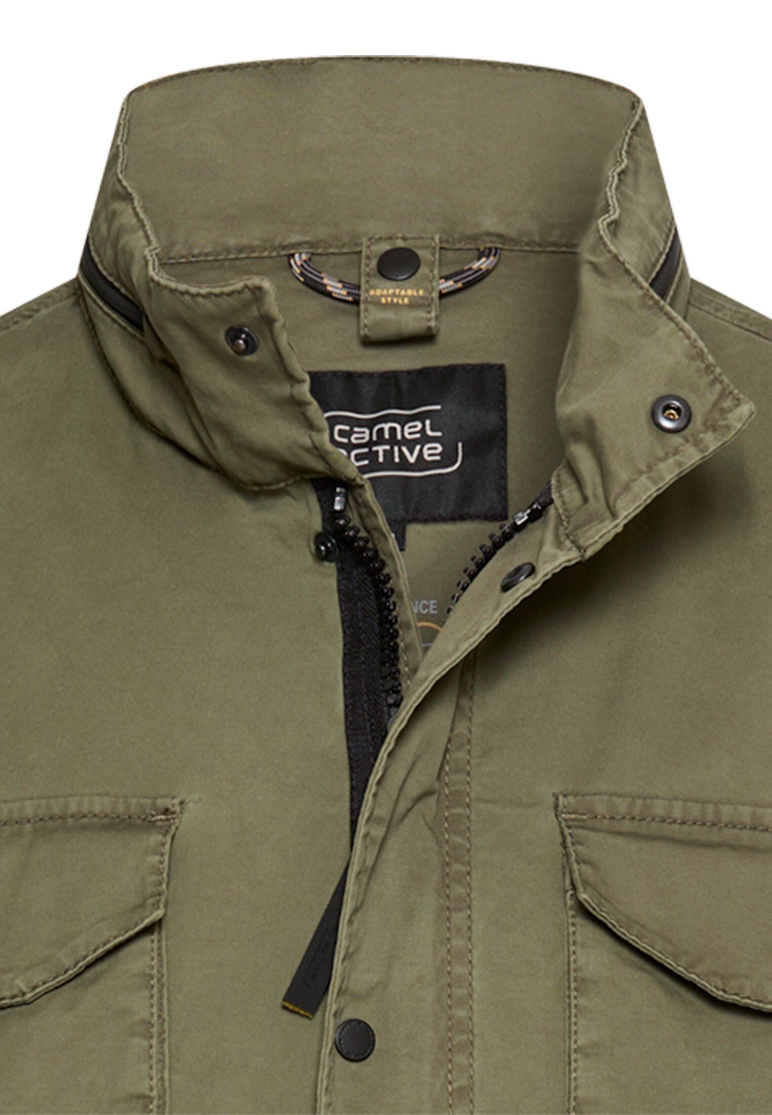 Feldjacke mit rollbarer Kapuze