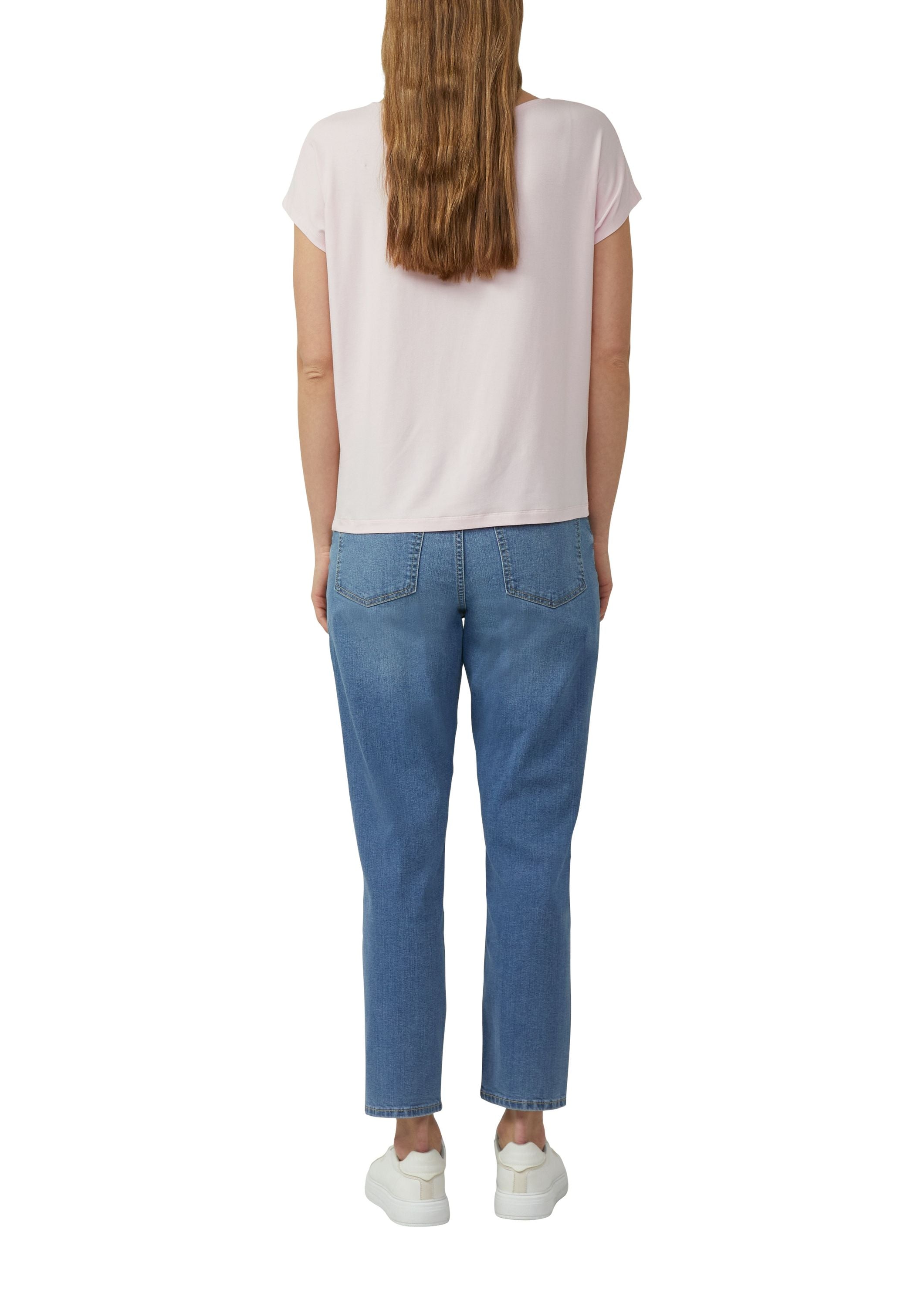 Jerseyshirt mit überschnittenen Schultern