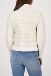 Steppjacke mit Stehkragen