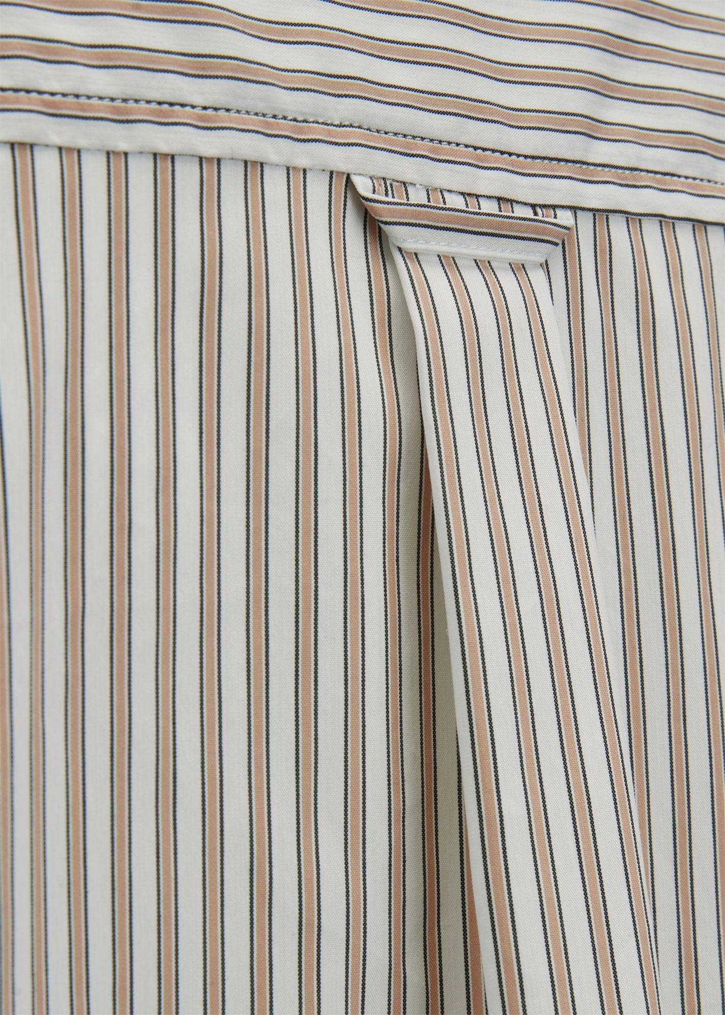 Bluse gestreift mit V-Ausschnitt