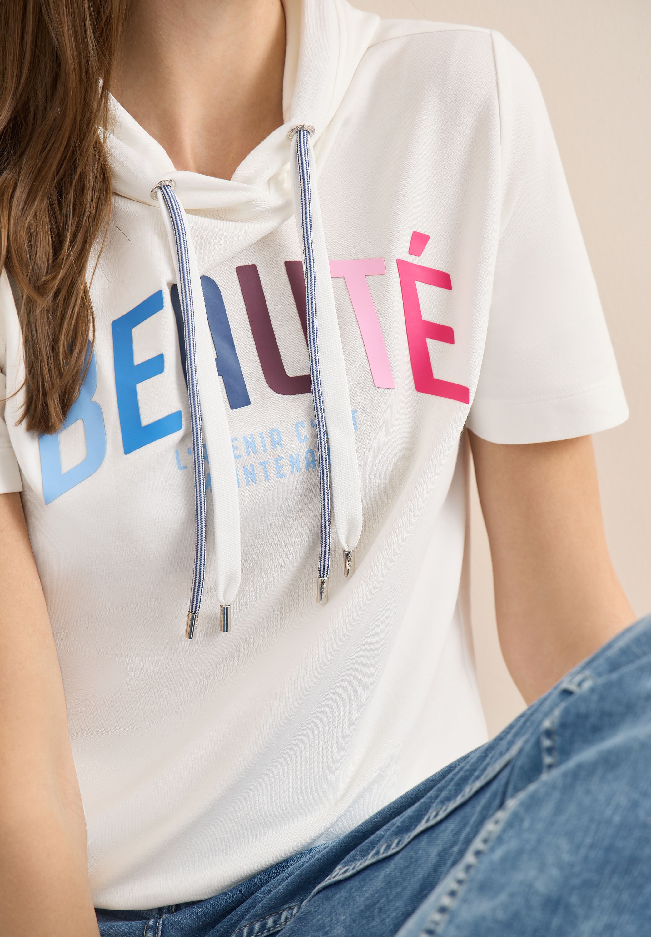 T-Shirt Regular Fit mit Kapuze