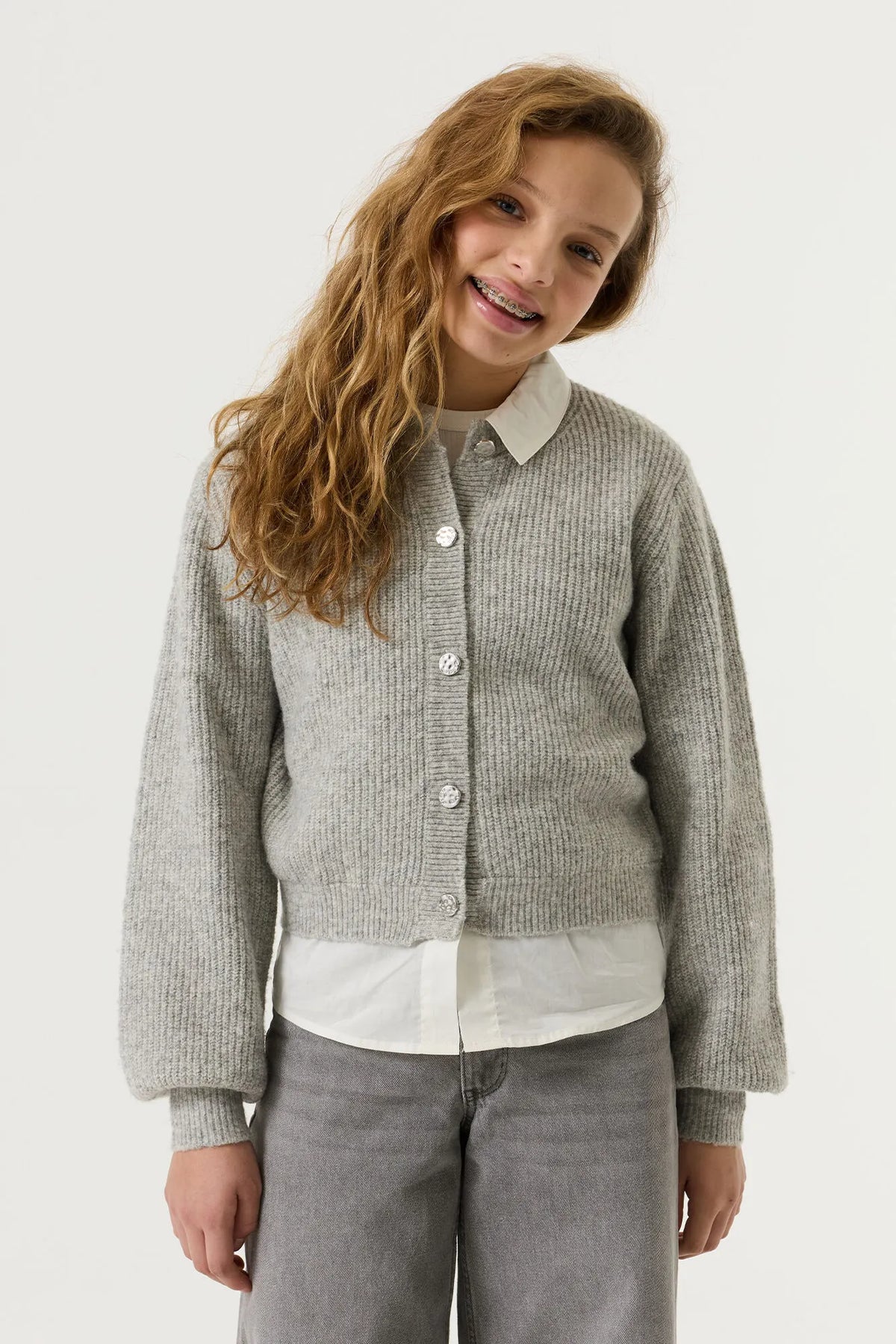 Strickjacke mit Hemdkragen