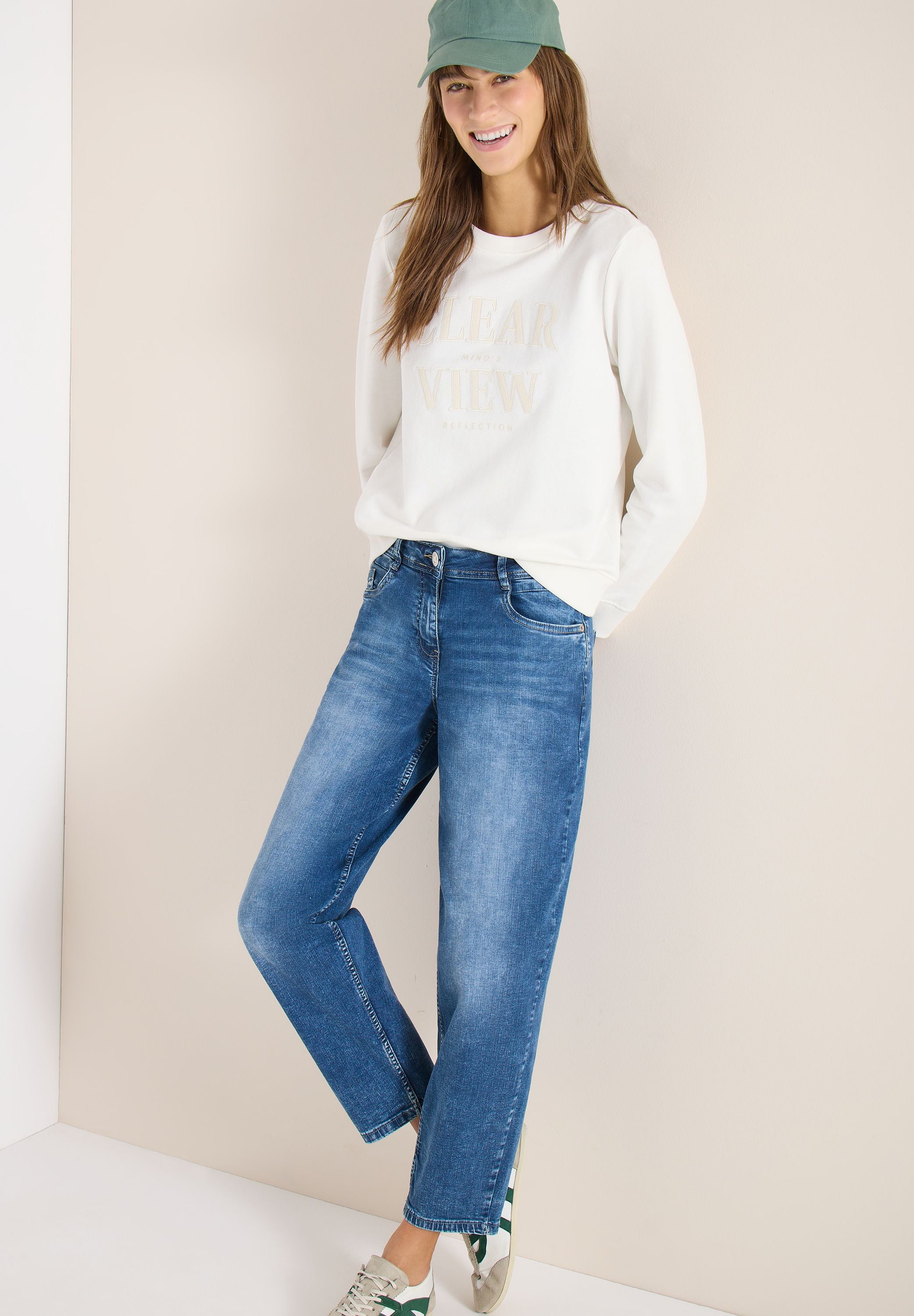Jeans SCARLETT Barrel Fit