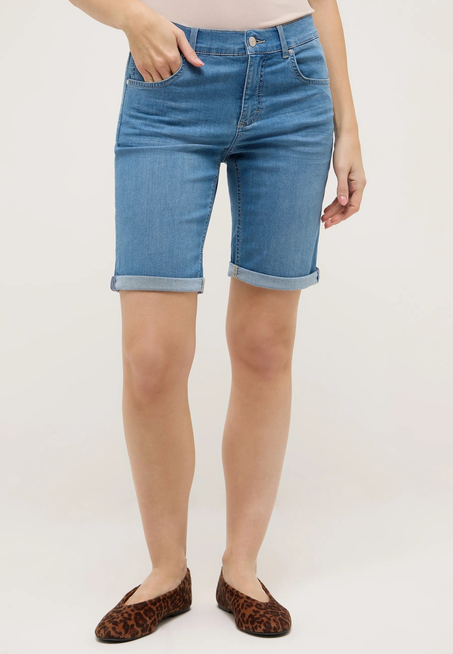 Bermudashorts TURN UP Straight Fit