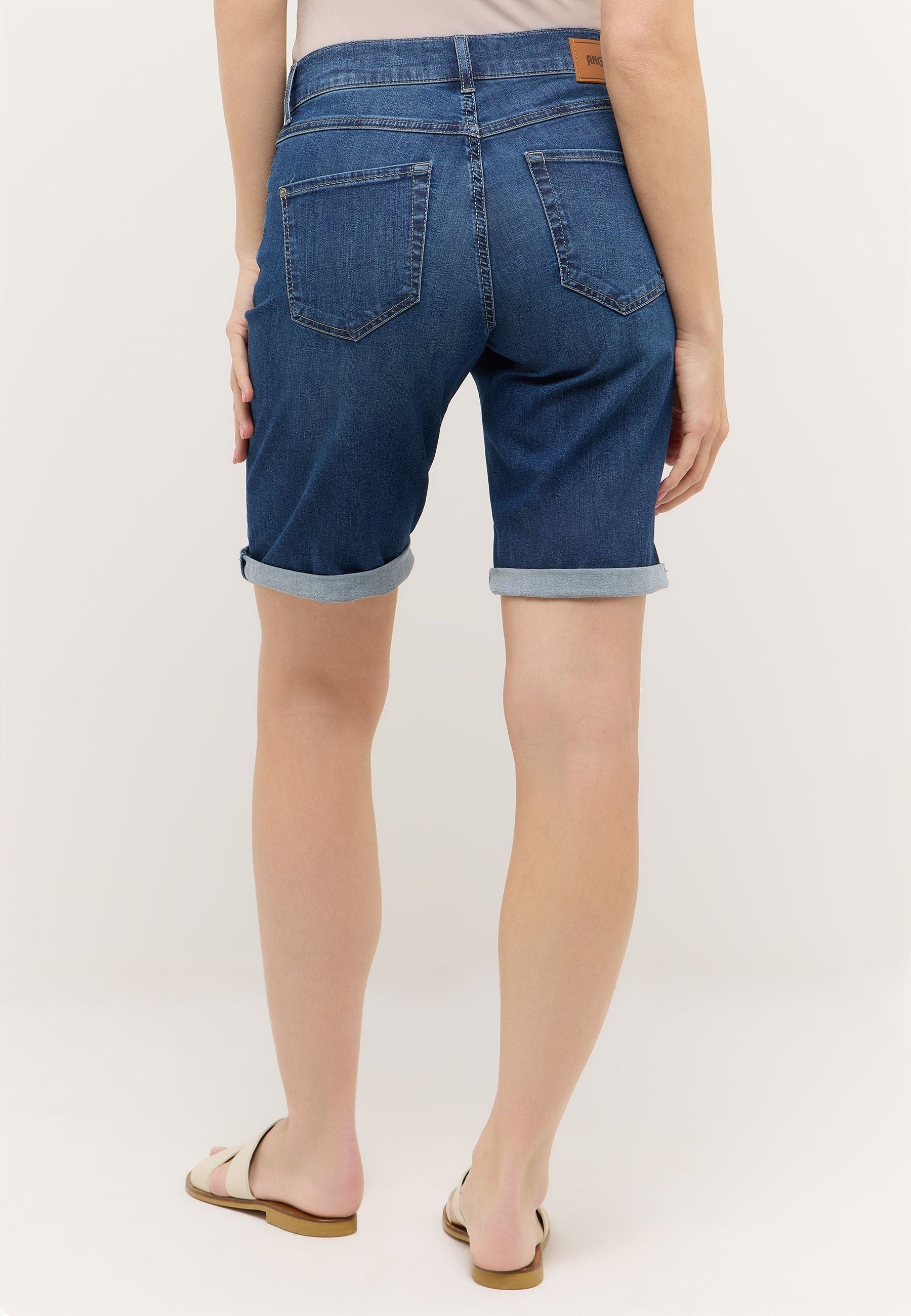 Bermudashorts TURN UP Straight Fit