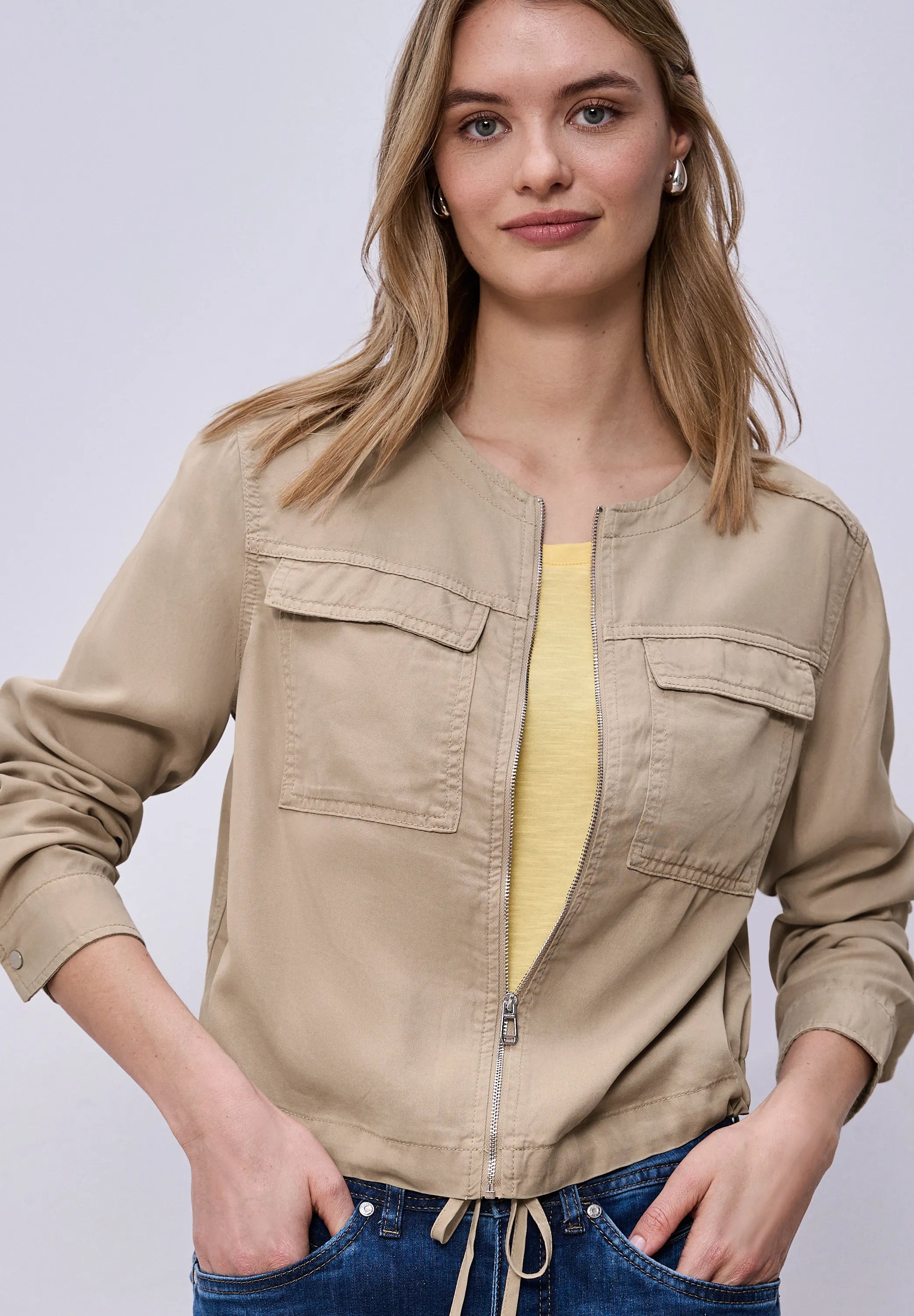 Jacke im Washed-Look mit Tunnelzug