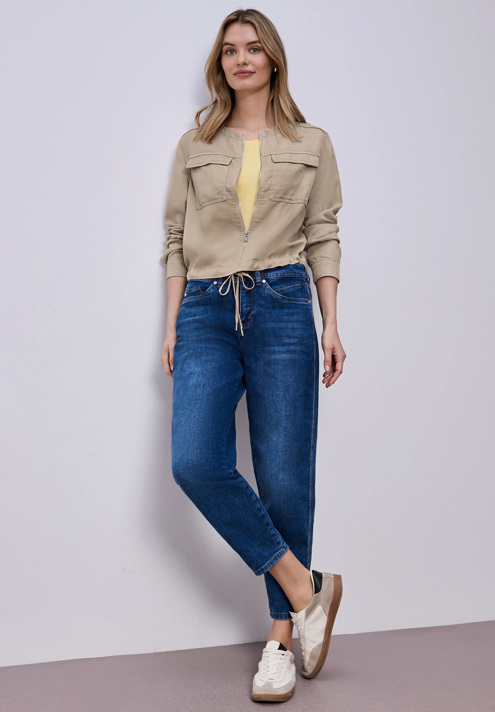 Jacke im Washed-Look mit Tunnelzug