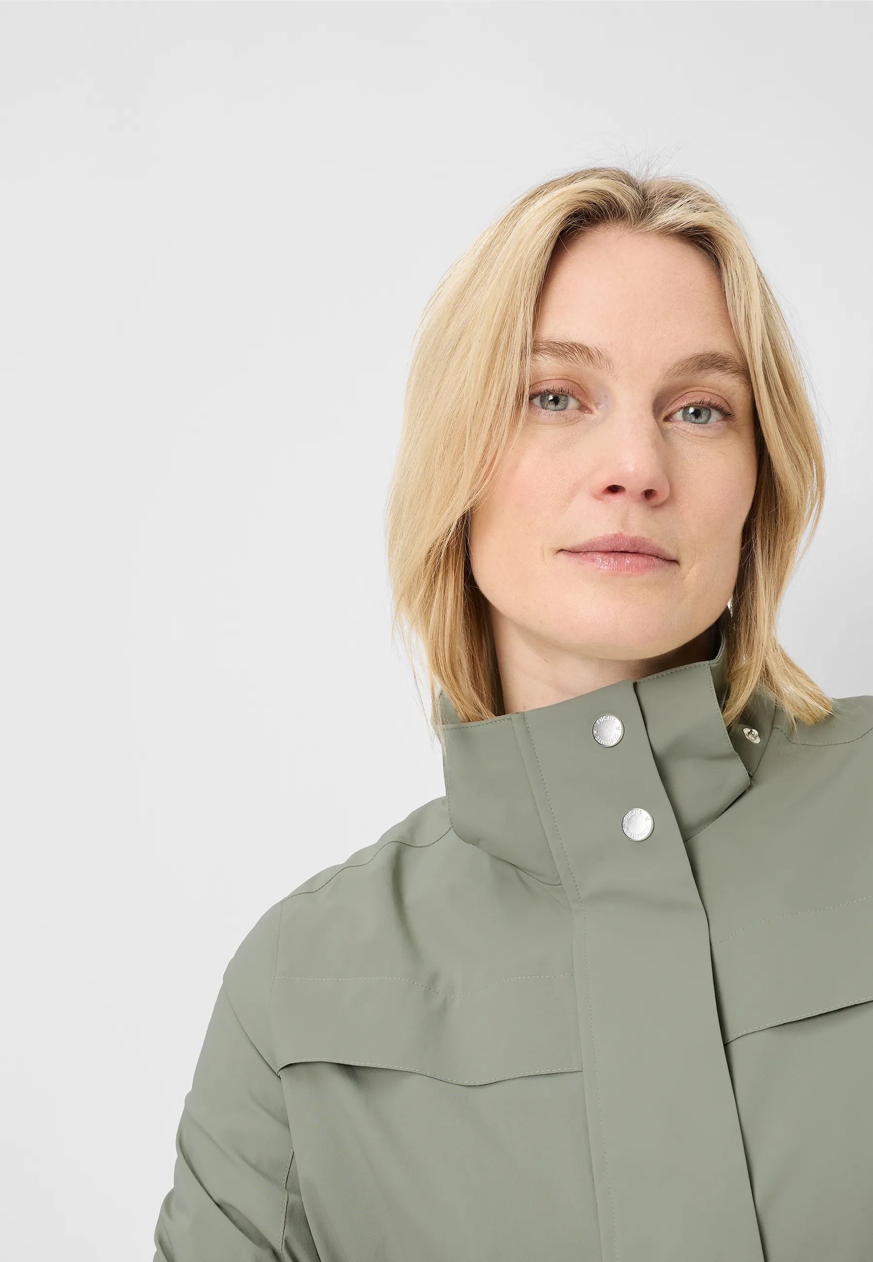 Regenjacke mit Kapuze