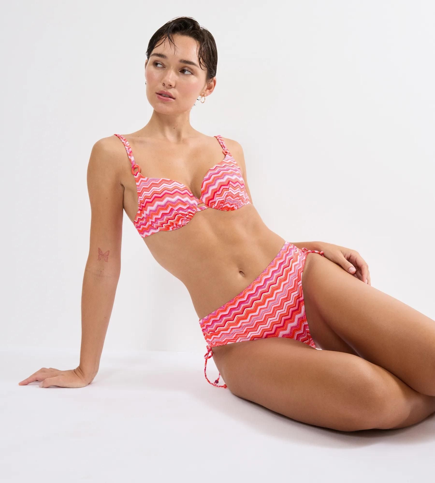 Bikini-Slip gemustert
