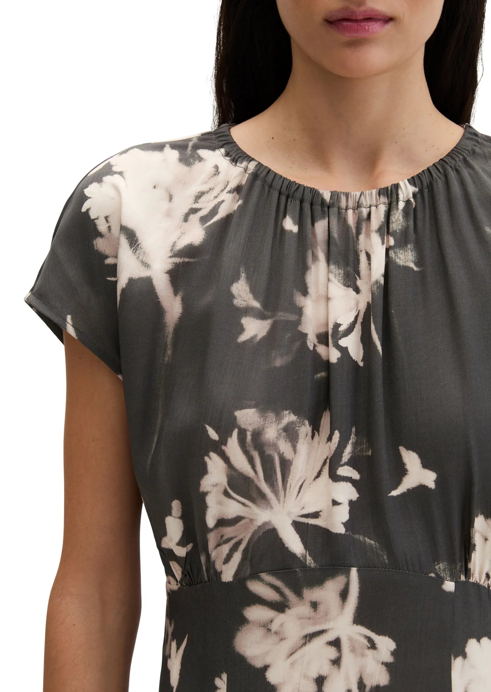 Freizeitkleid Midi aus Viskose