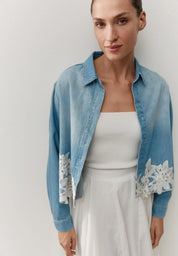 Jeanshemd mit Spitzenbesatz