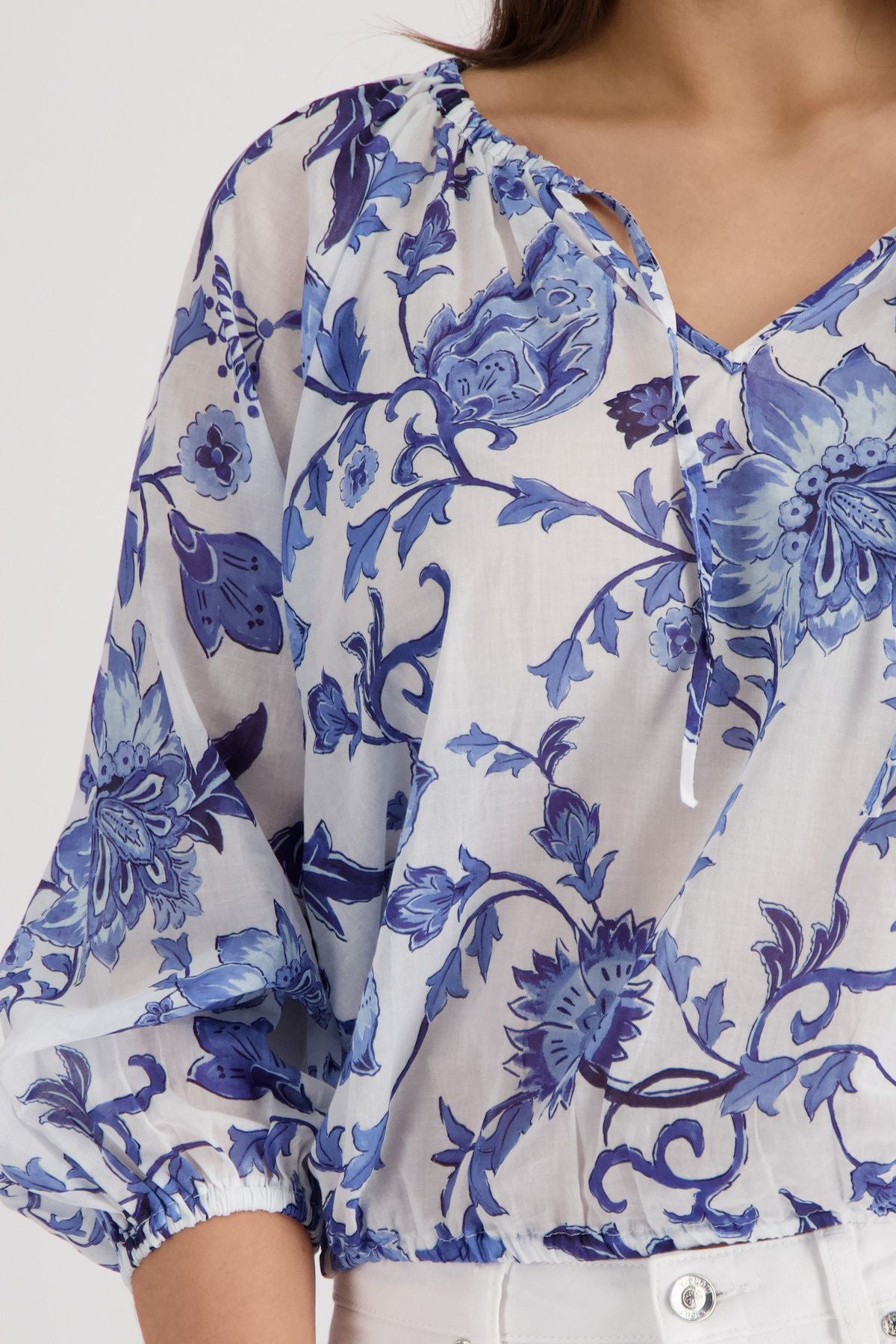 Bluse mit Blumenmuster