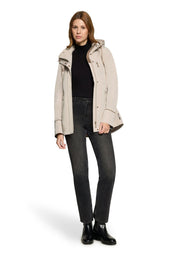 Übergangsjacke mit Kapuze