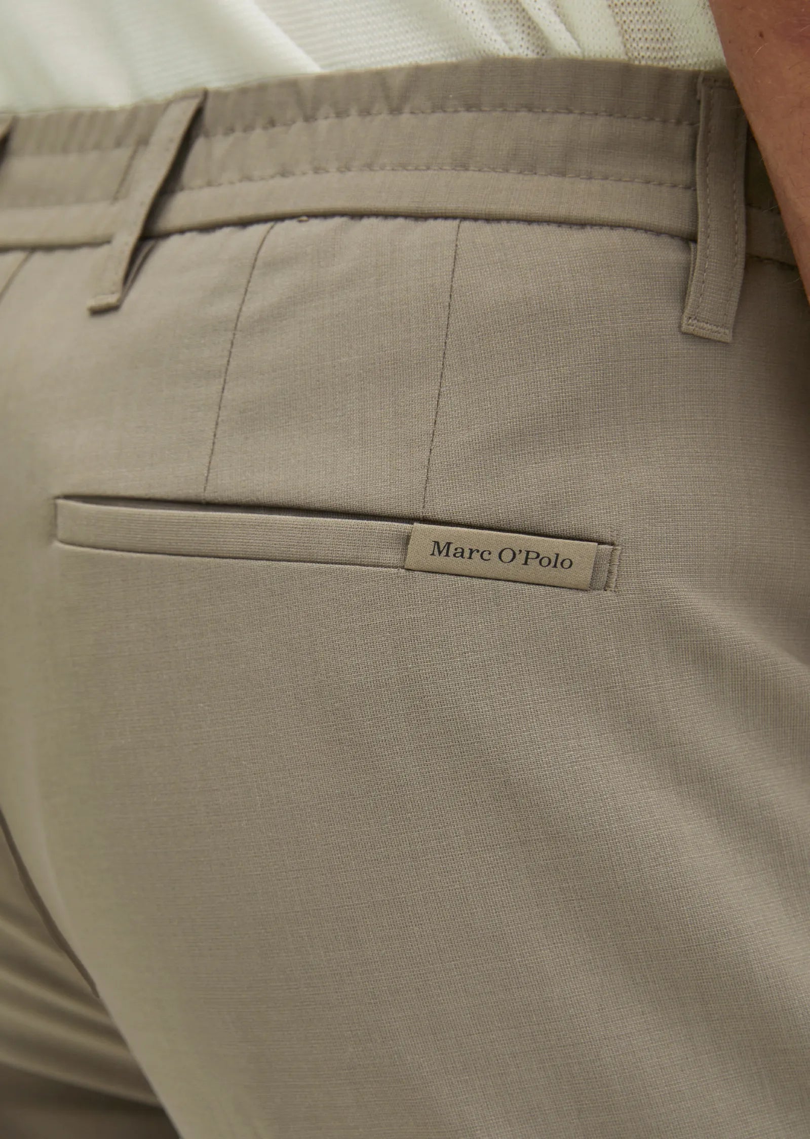 Hose Model Morot  Jogger DFB Travel Collection