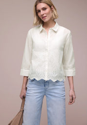 Bluse mit Shiffleydetails