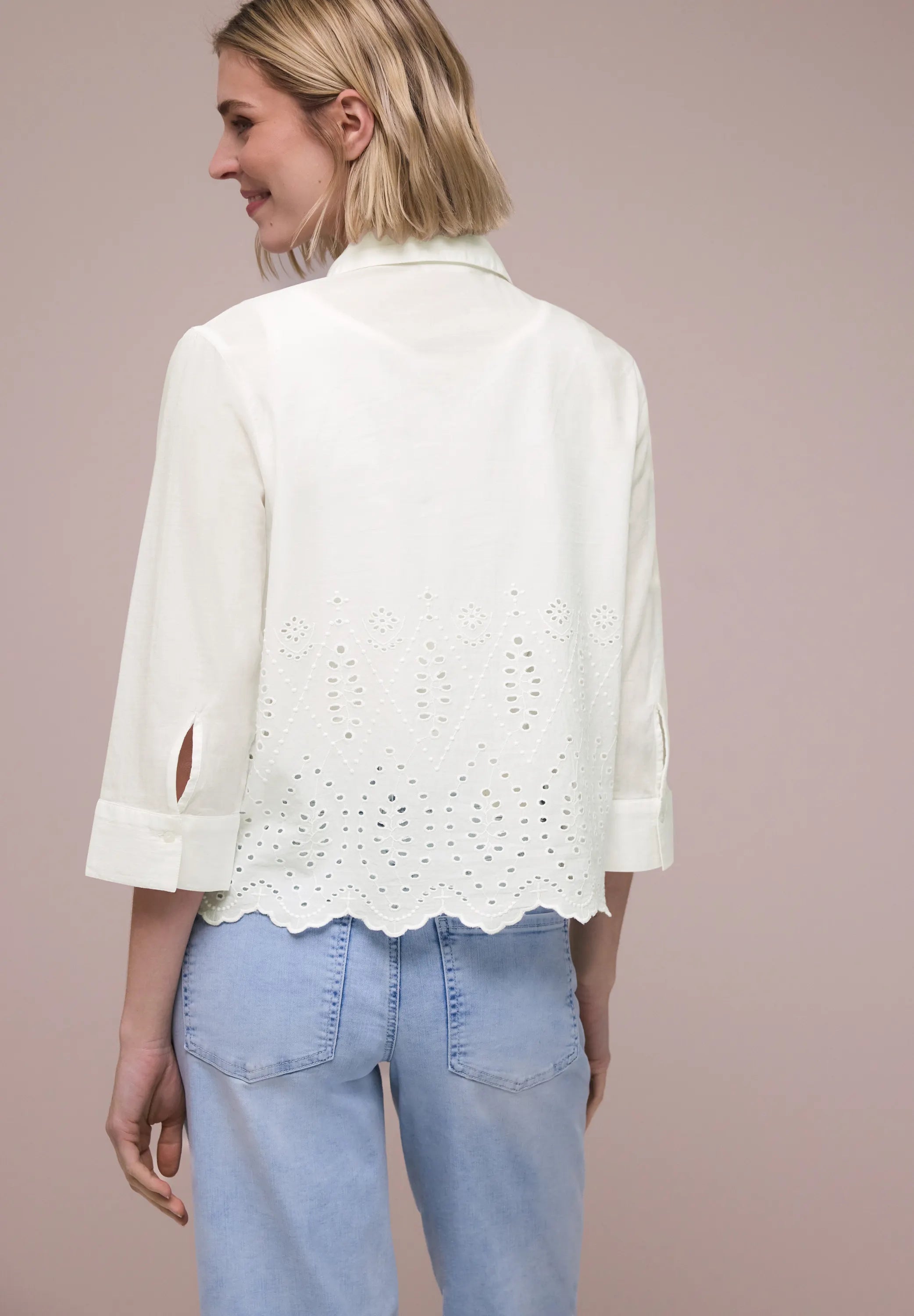 Bluse mit Shiffleydetails