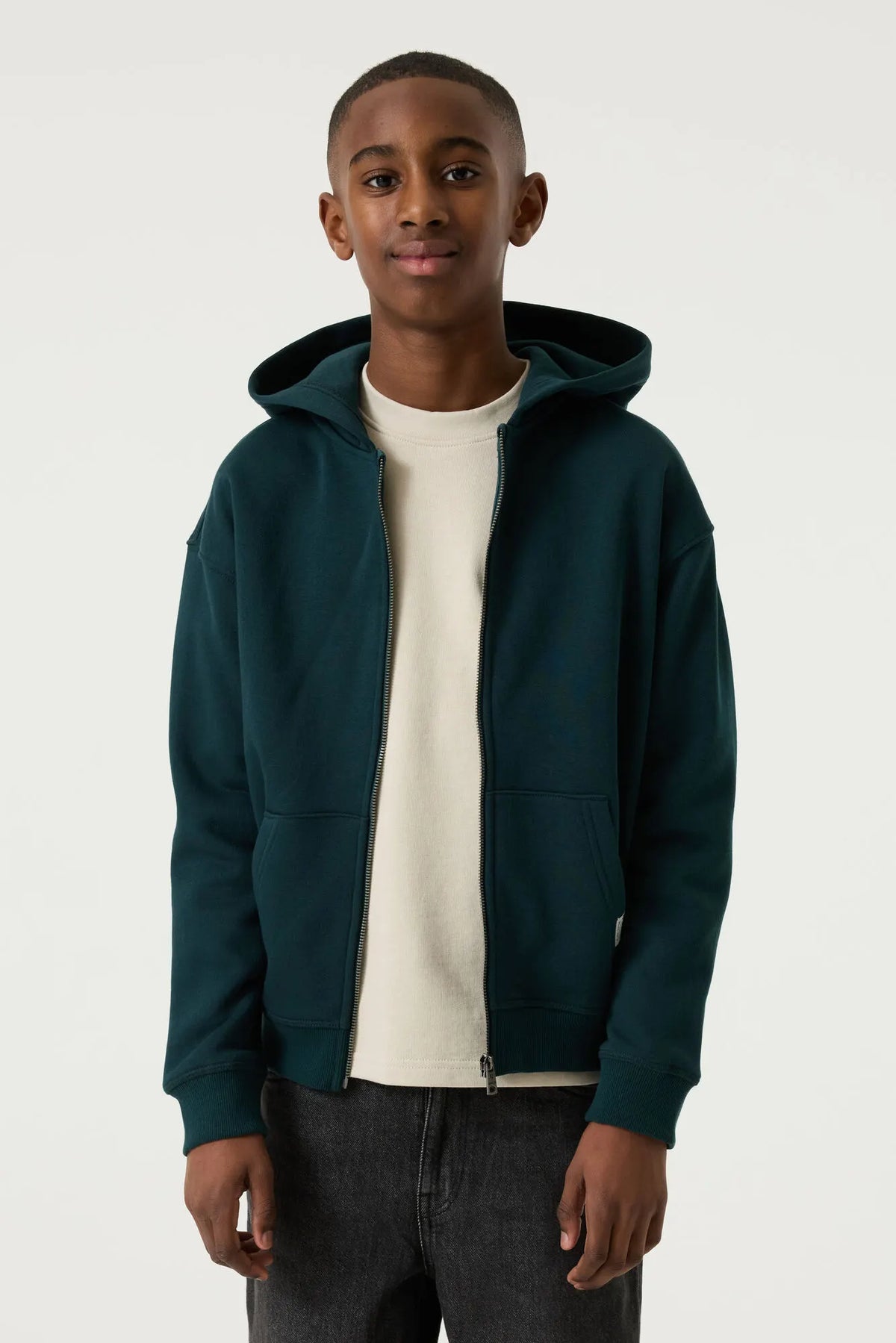 Sweatjacke mit Kapuze