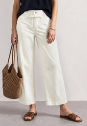 Straight Leg Hose in Washed-Optik