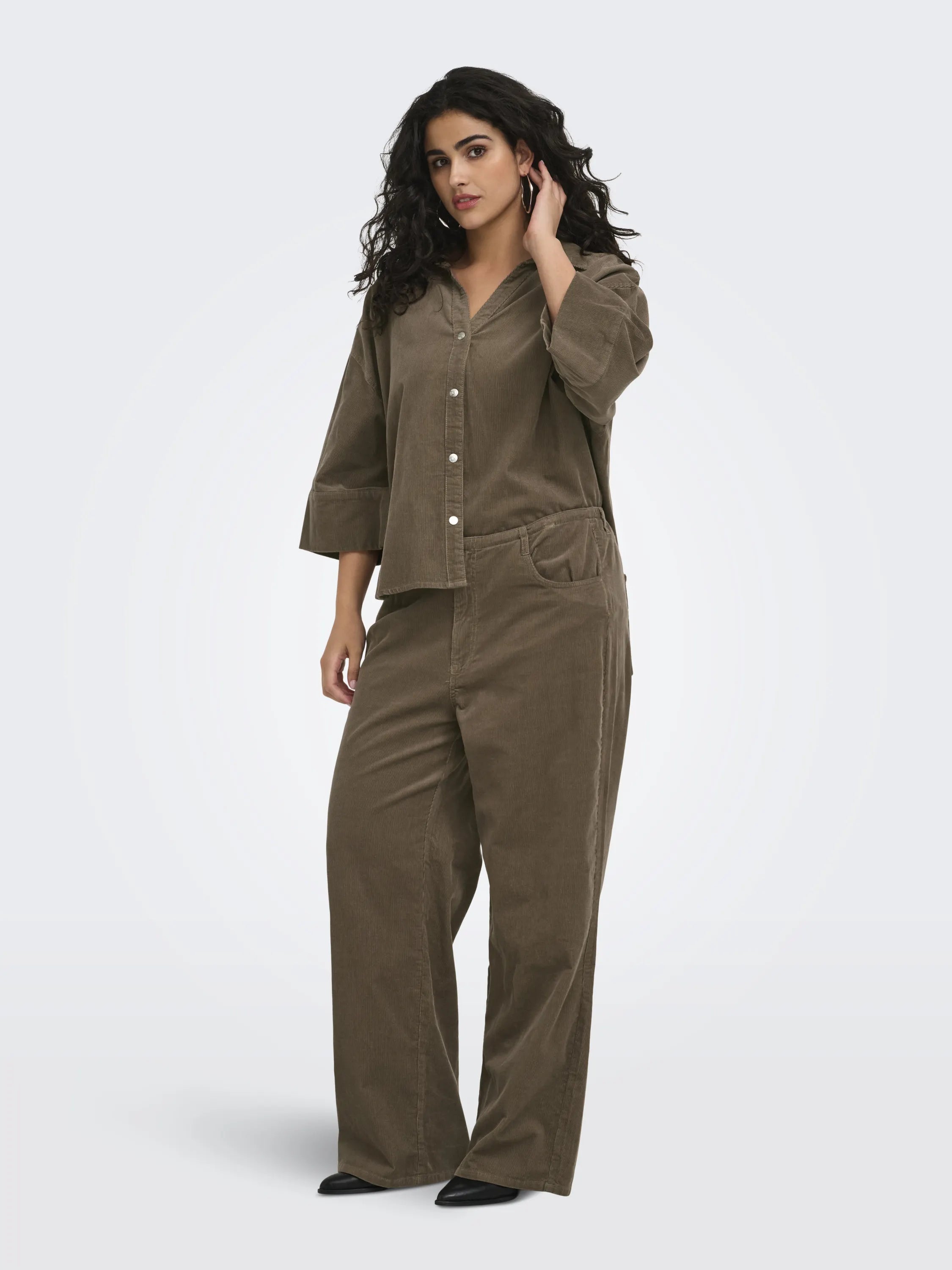 Overshirt NESSA aus Feincord