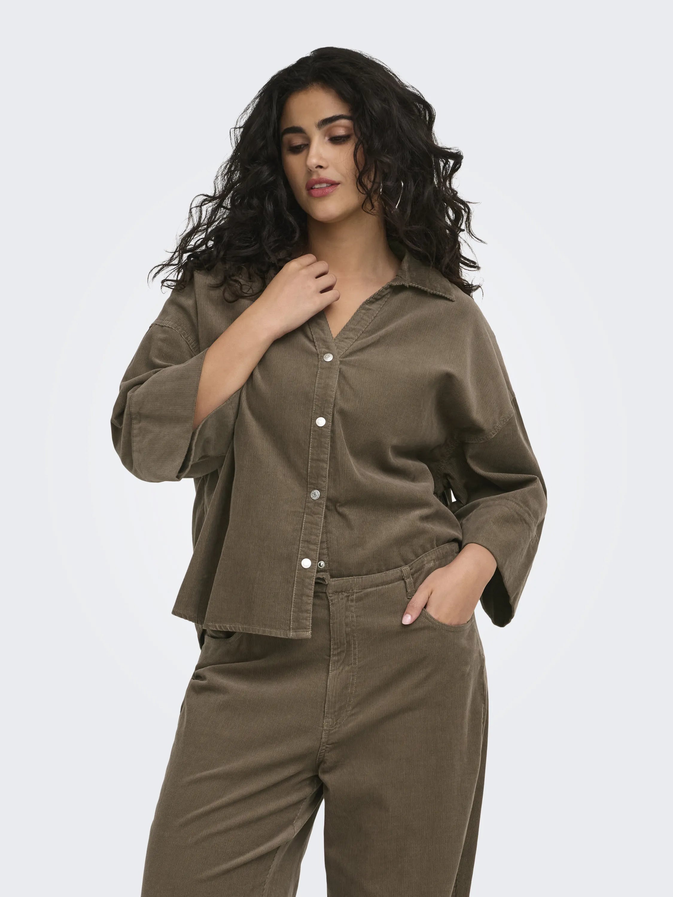 Overshirt NESSA aus Feincord
