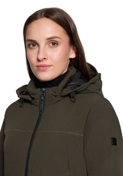 Steppjacke mit Kapuze
