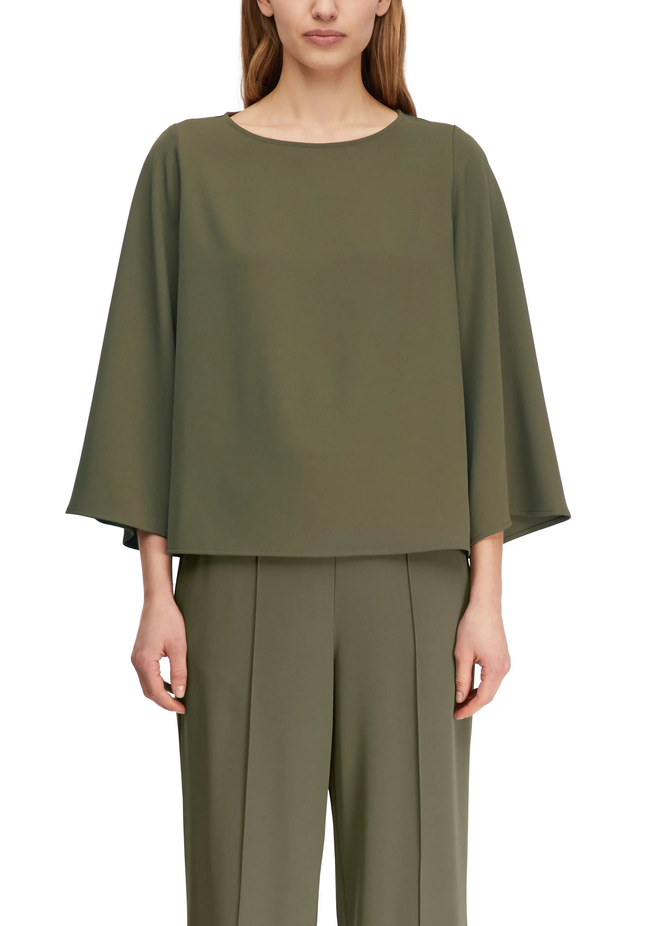 Bluse mit weiten Ärmeln