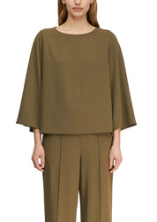 Bluse mit weiten Ärmeln
