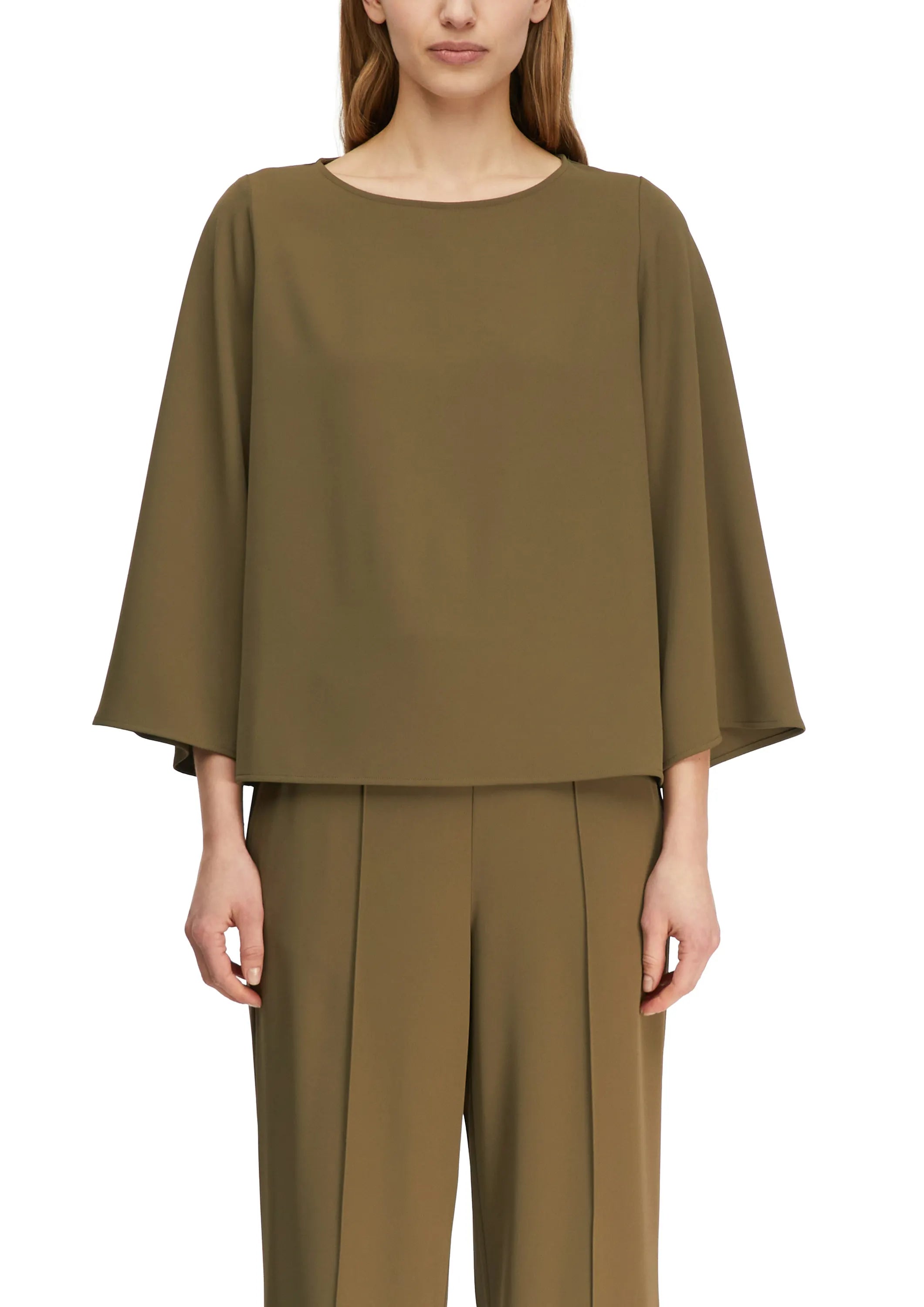 Bluse mit weiten Ärmeln