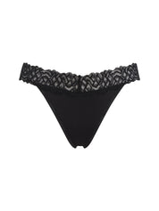 Thong mit Spitzendetails