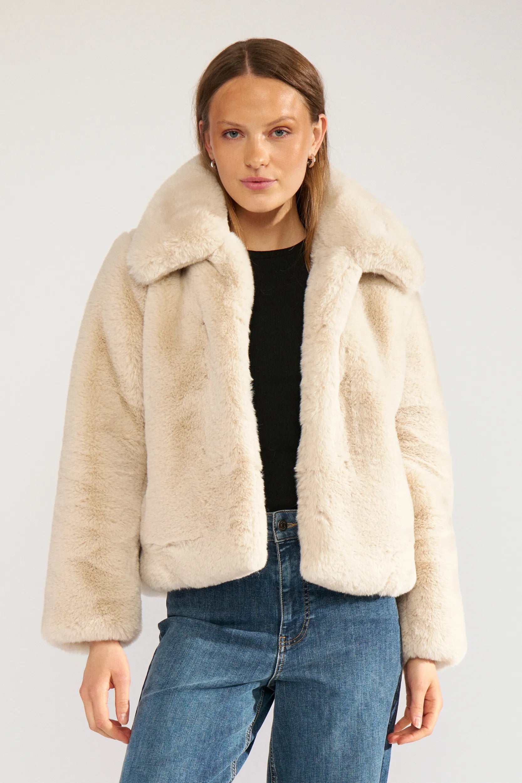 Übergangsjacke NUESETA aus Kunstfell