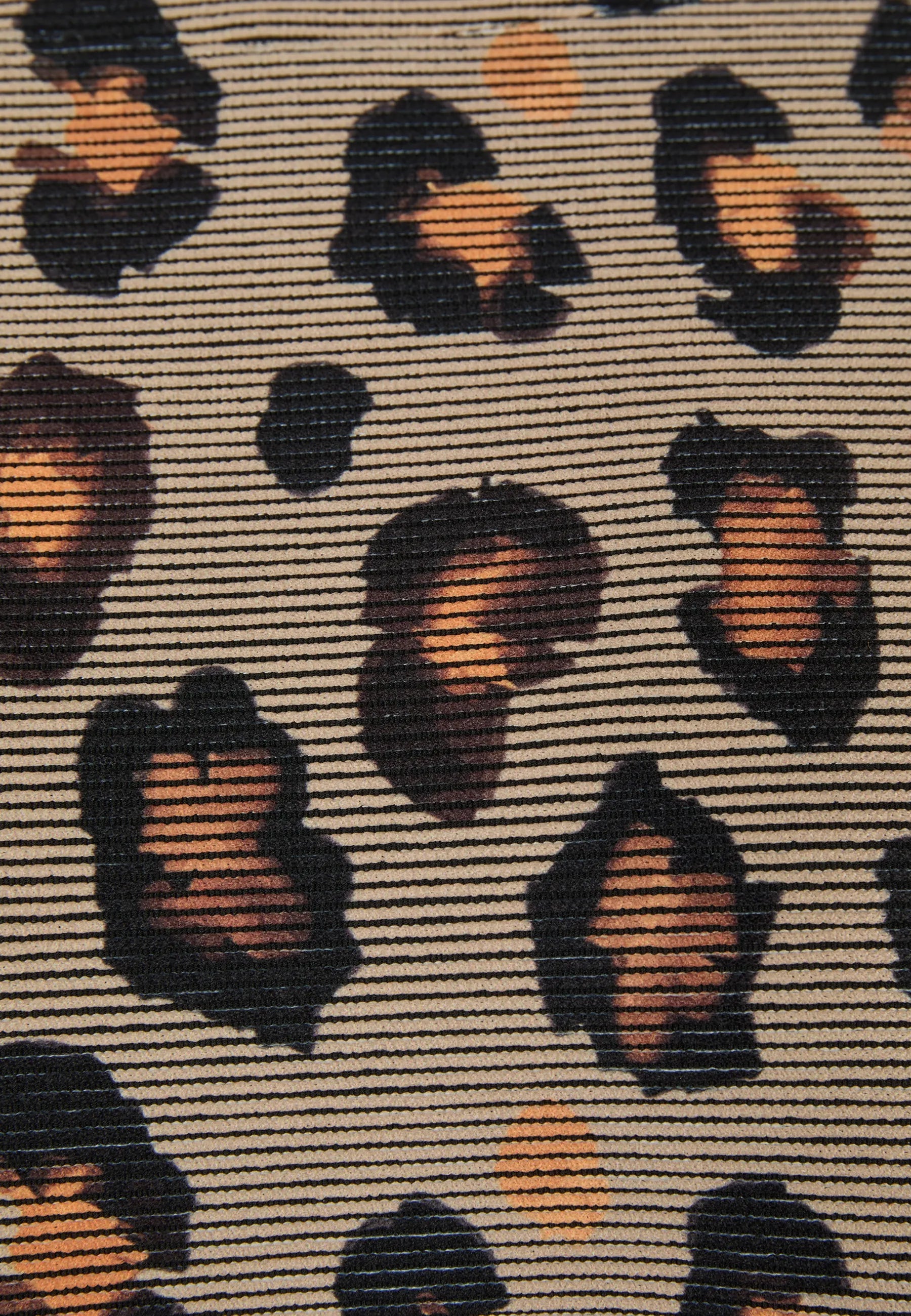 Sweatshirt mit Leoprint