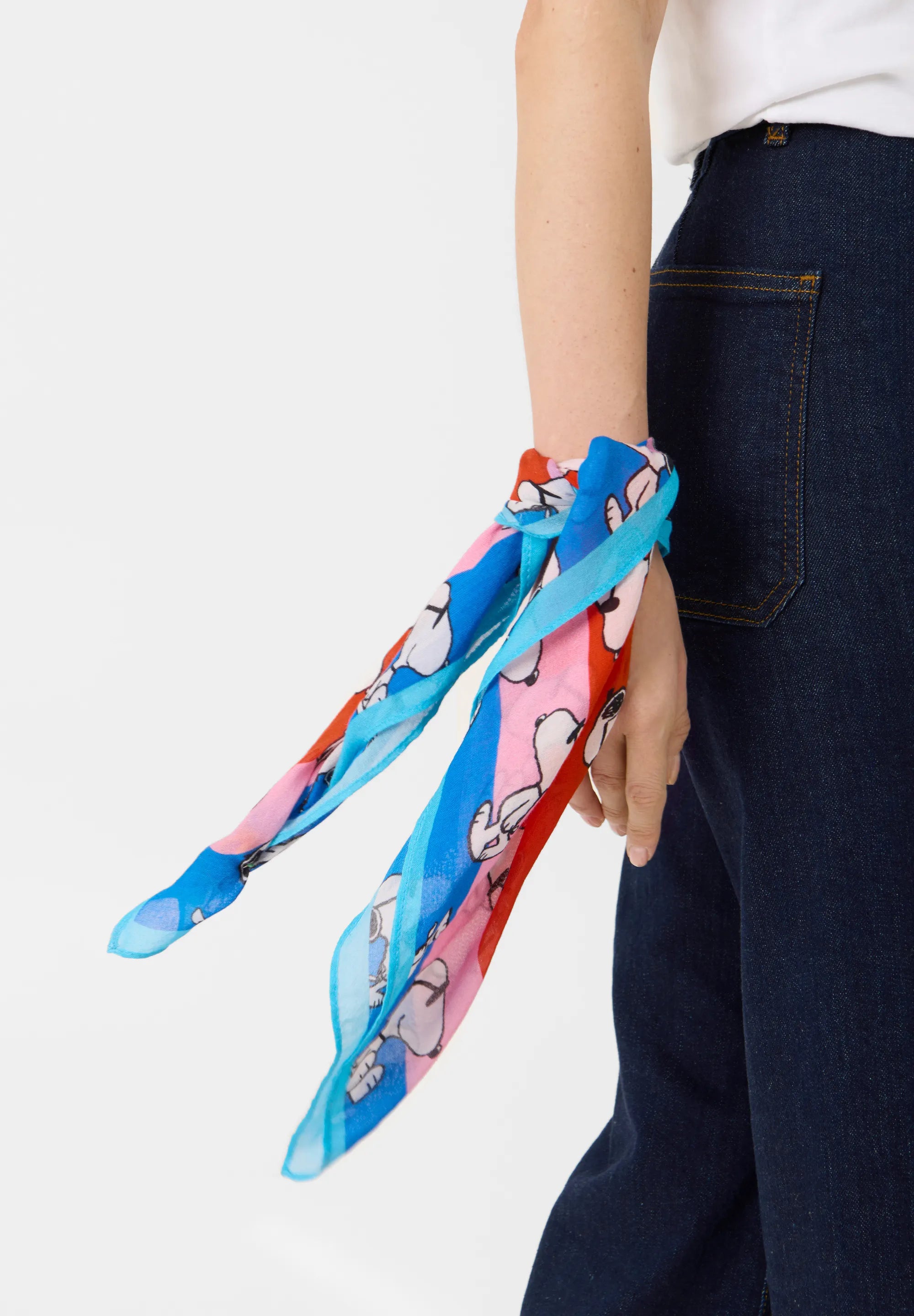 Bandana aus Modalmix mit Snoopy-Motiven