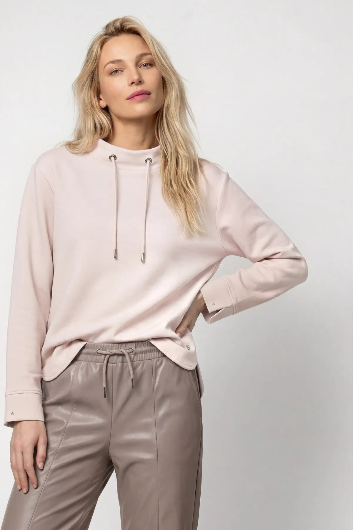 Sweatshirt mit Stehkragen