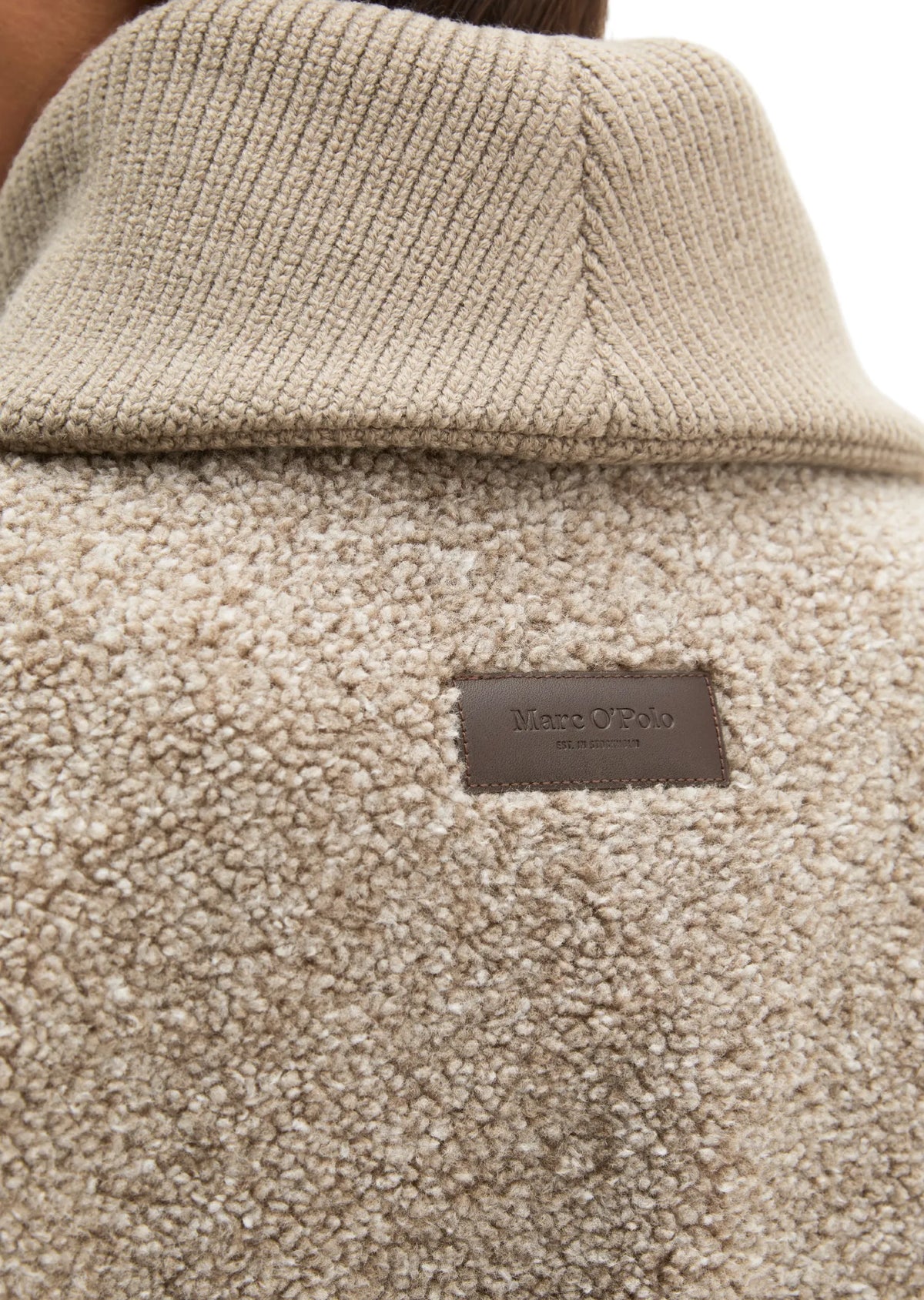 Teddyjacke mit aufliegendem Kragen