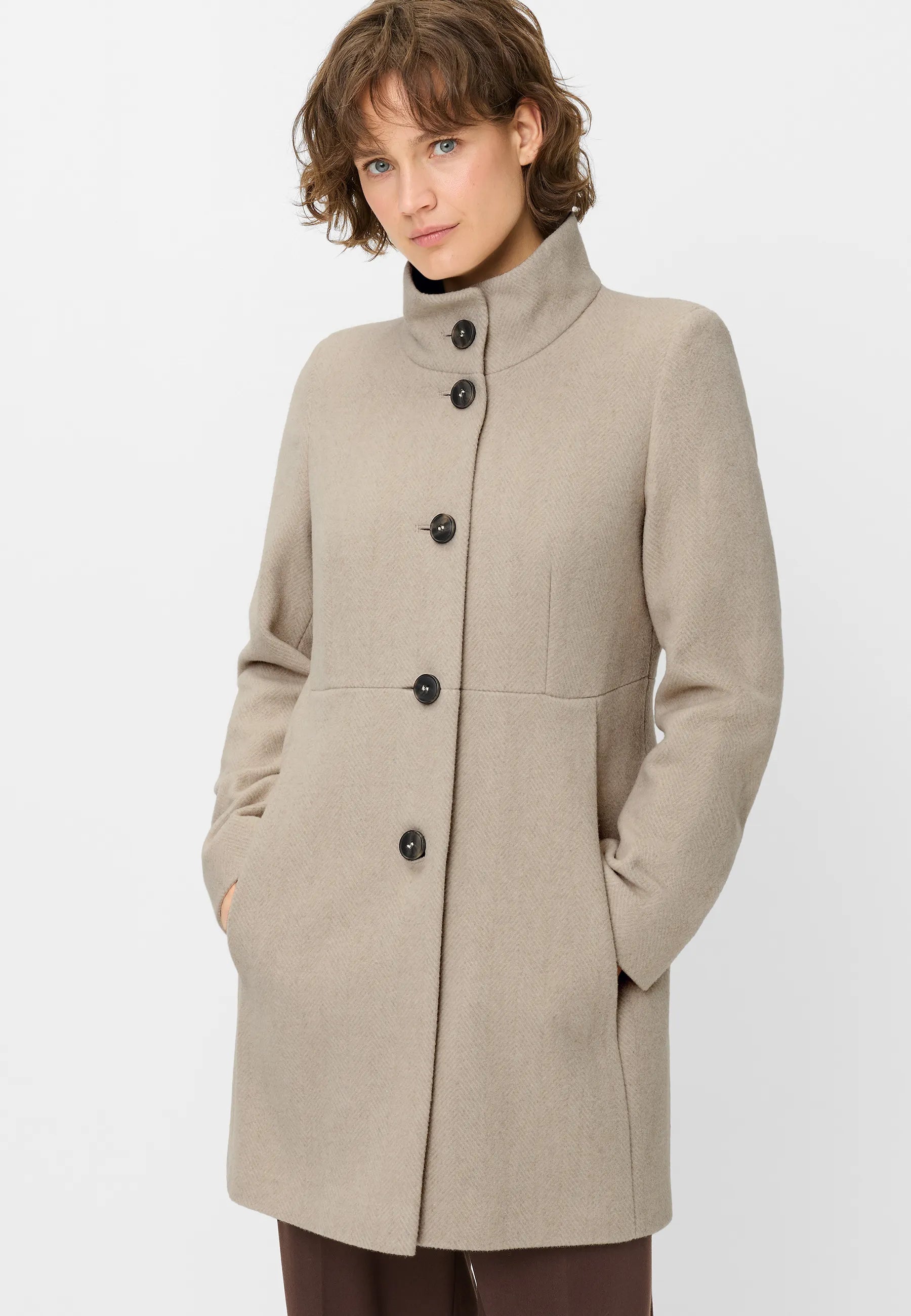 Wollmantel mit Stehkragen