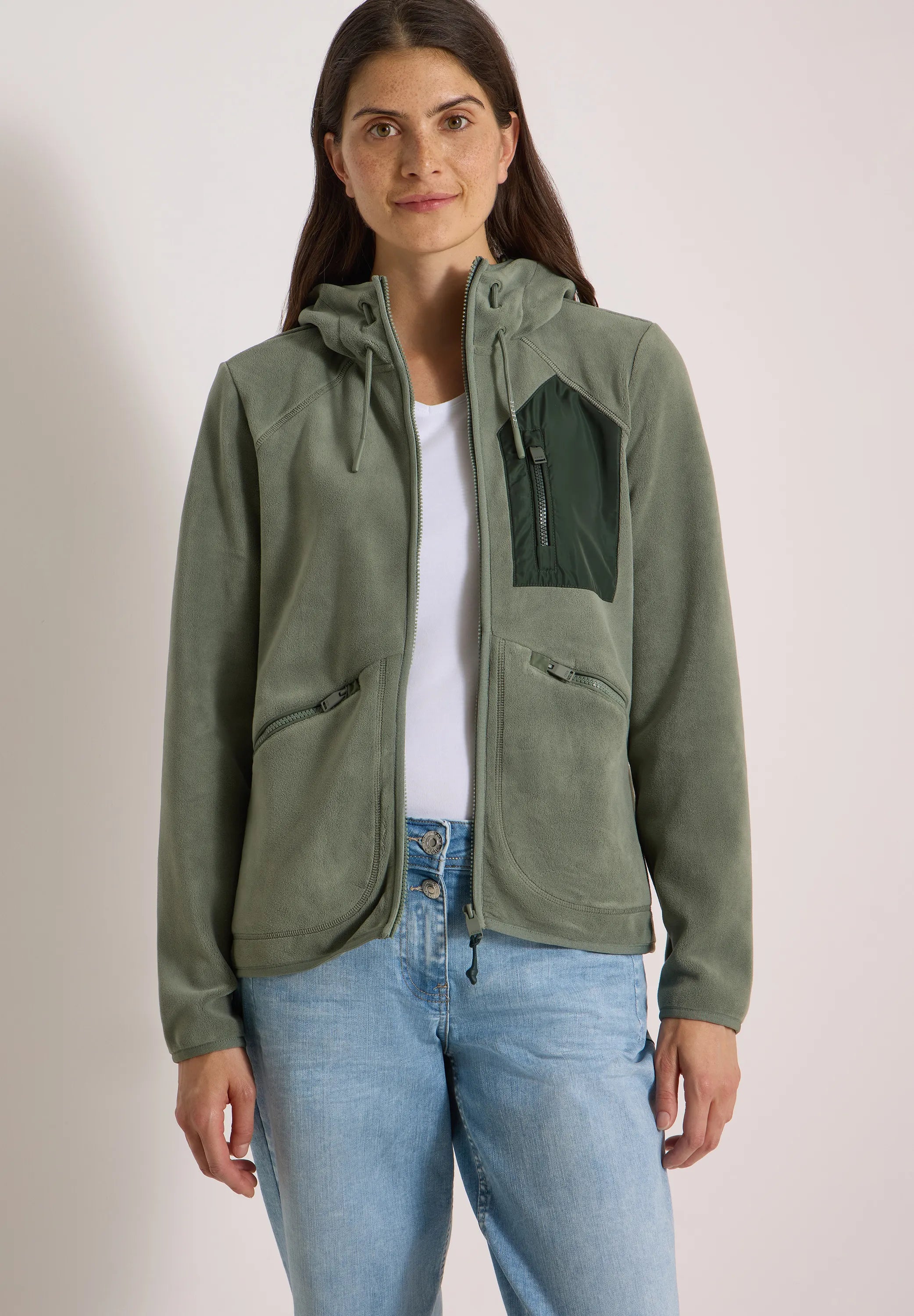 Fleecejacke mit Kapuze